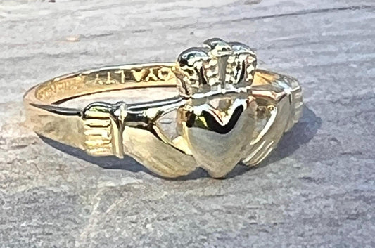 Original 14 ct Gold heavy coated Sterling Silver Claddagh Ring , with free  National and international registered post .