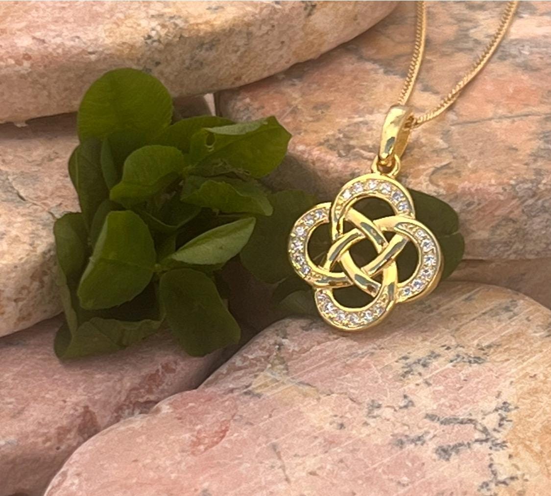 intertwined Celtic knot pendant