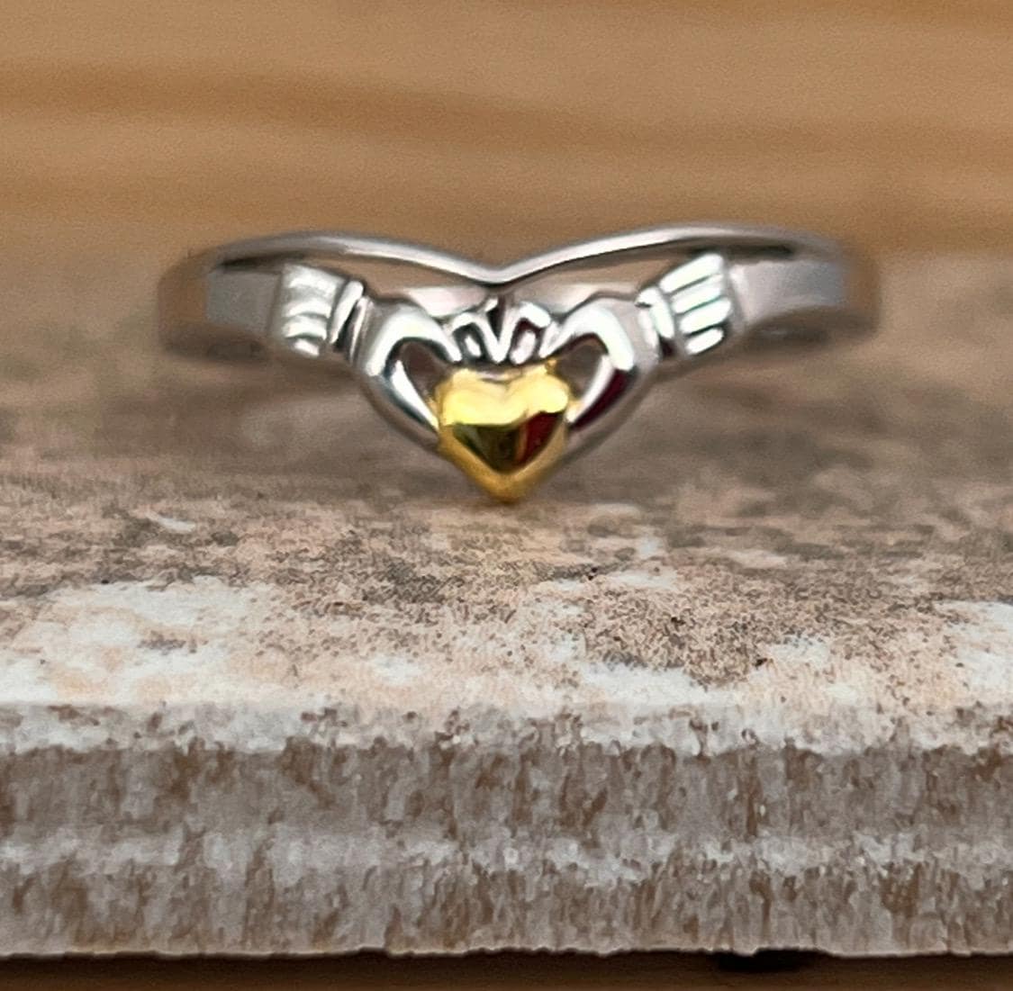 WIshbone 2 tone Claddagh ring